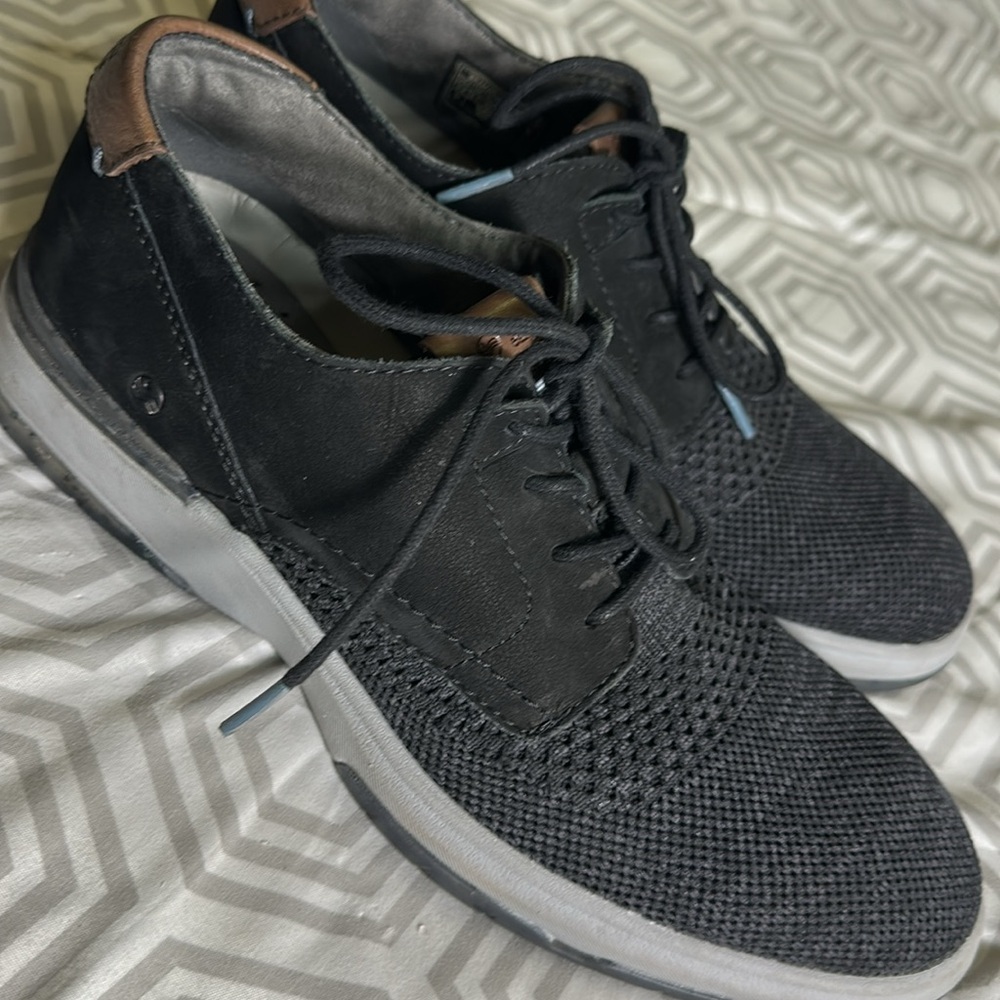 Earth Elements “ Bramwell”Men's Black Casual Shoes Sz 9 1/2 M